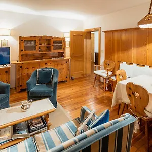 Radiosa - Stayincortina Apartamento